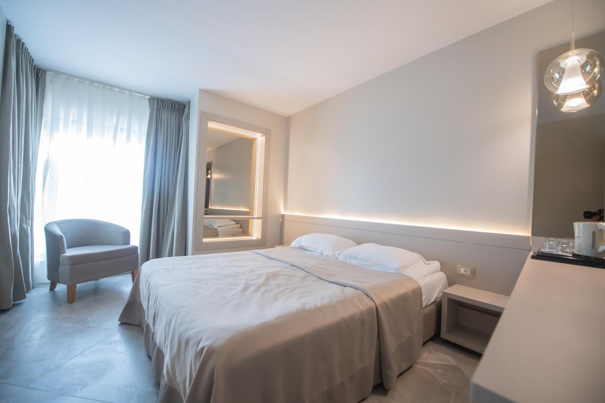 סאטורן Hotel Atena*** מראה חיצוני תמונה