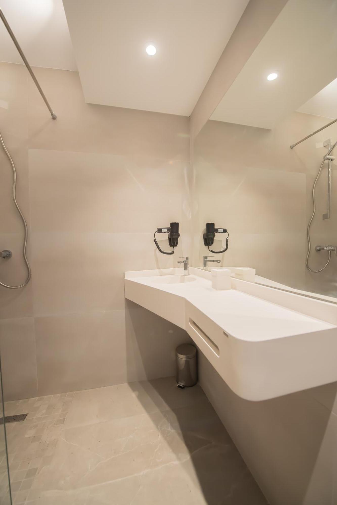 סאטורן Hotel Atena*** מראה חיצוני תמונה