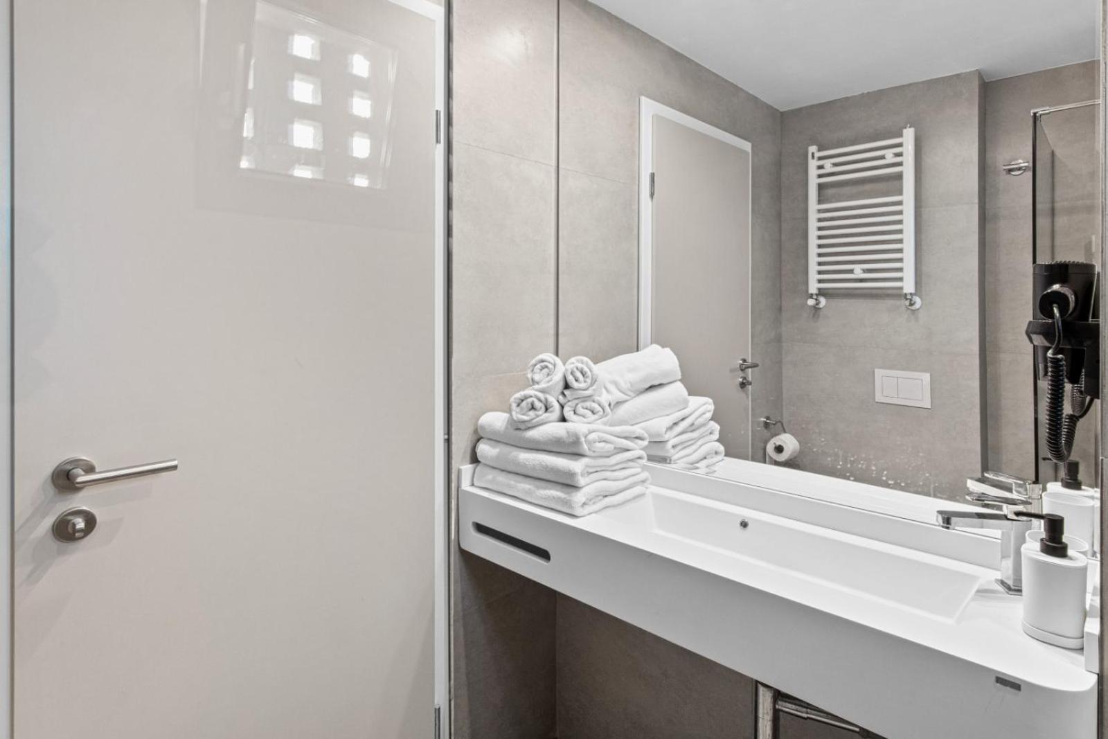 סאטורן Hotel Atena*** מראה חיצוני תמונה